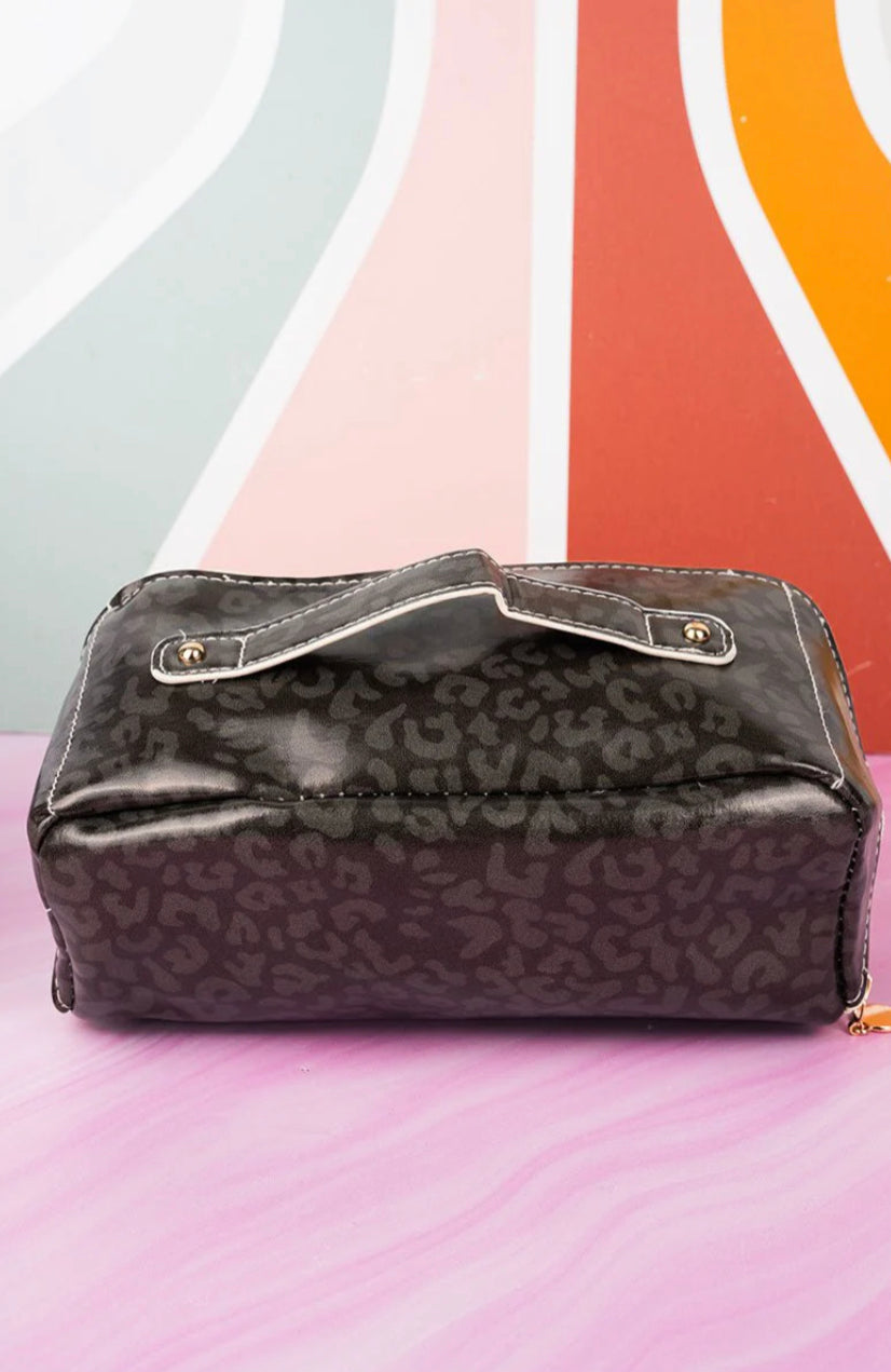 SHADOW LEOPARD JETSETTER EXPANDABLE MAKEUP BAG