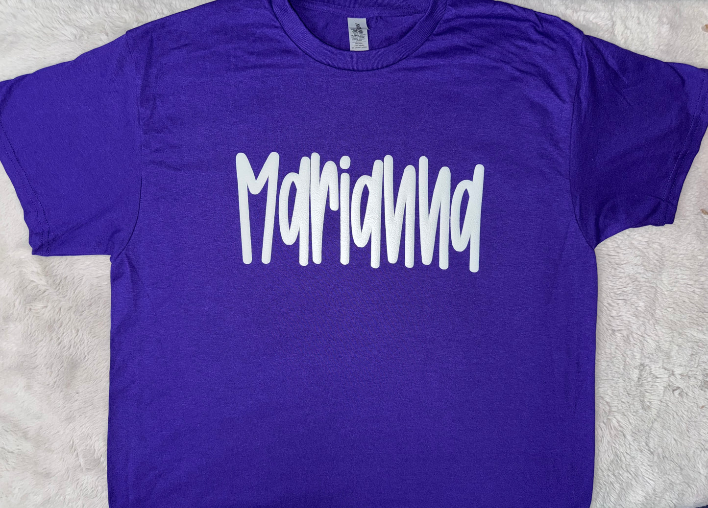 Marianna Puff Gildan tee