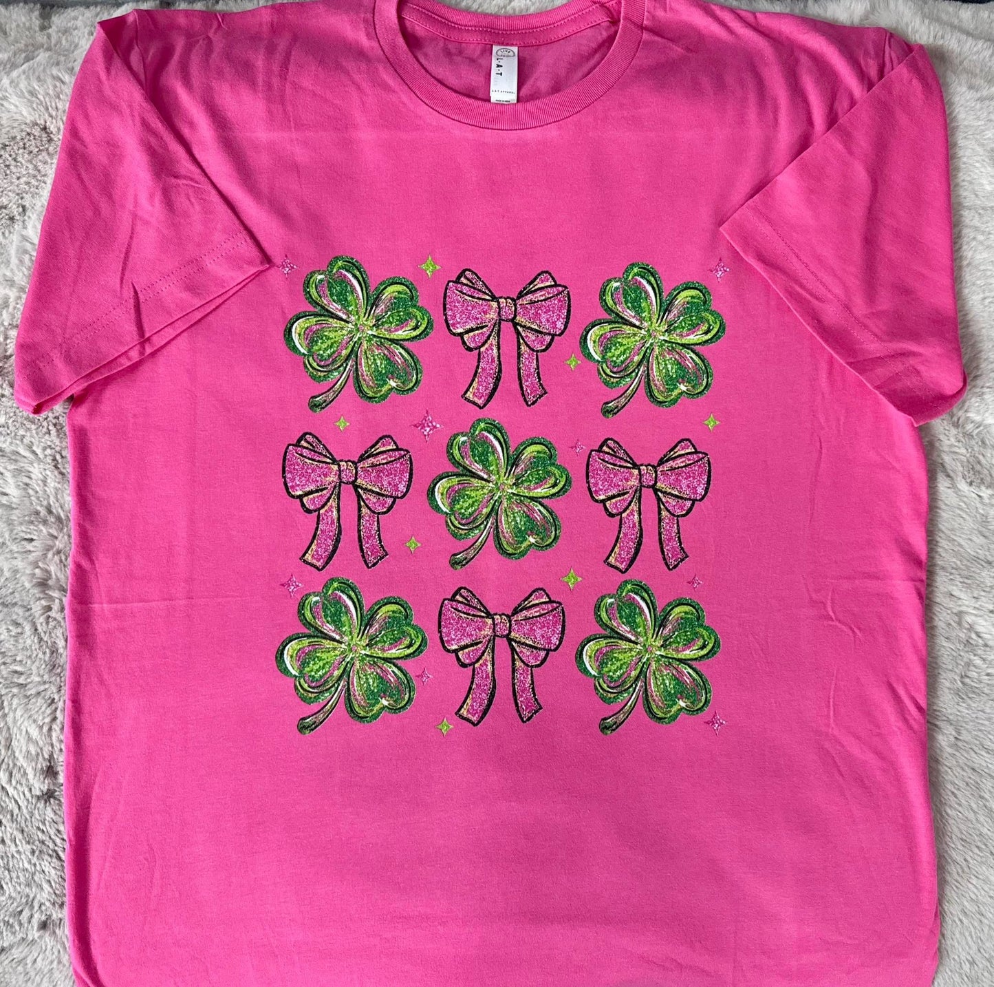 Clover ➕ Bows | SS T-Shirt