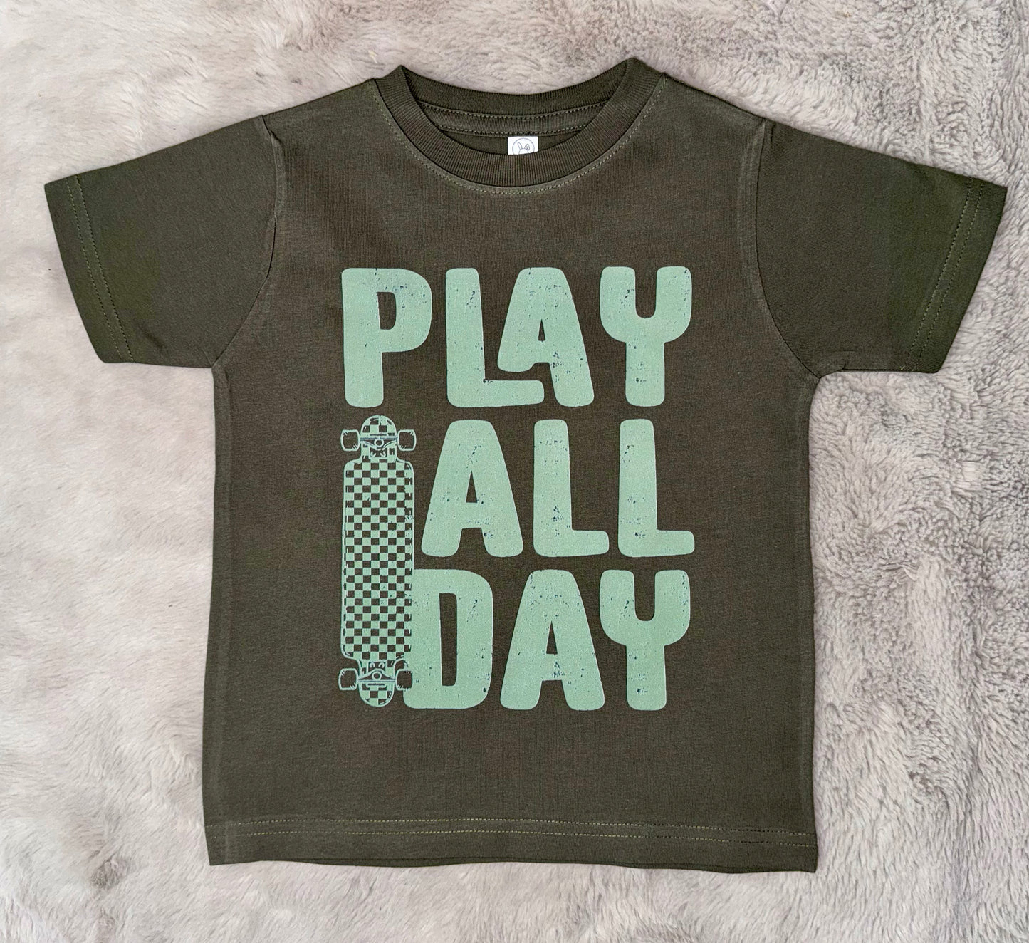 PLAY ALL DAY tee