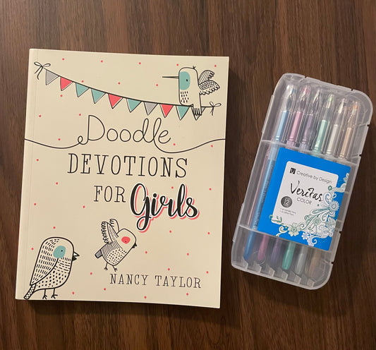 Girls Doodle Devotional/Pen Set